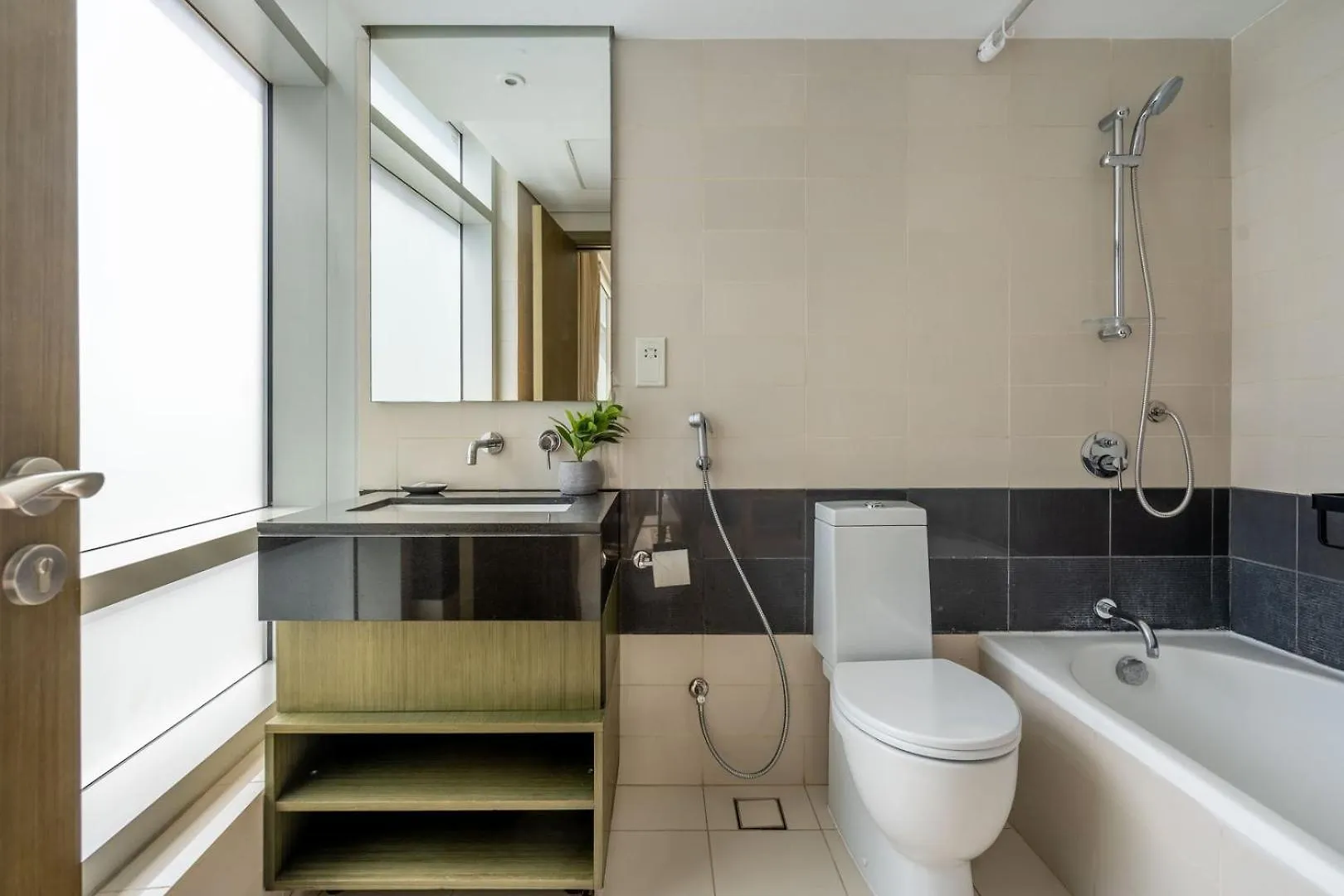 Guestready - Bright And Homely Near The Dubai Mall 0*,